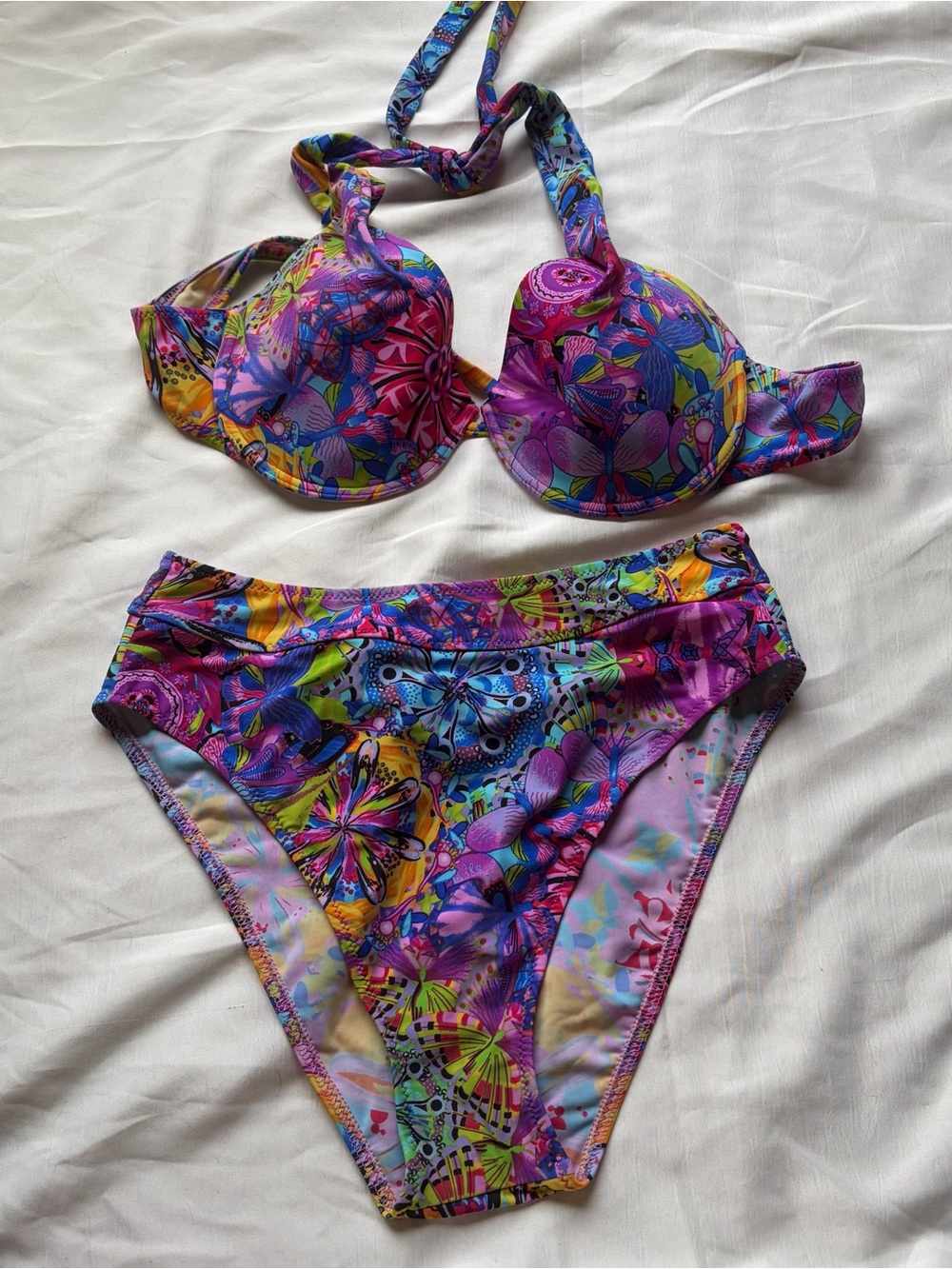 Van Leve multi coloured bikini size XL